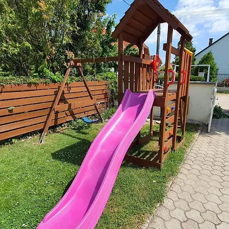 Two-bedroom Near 3 Apartment Siofok