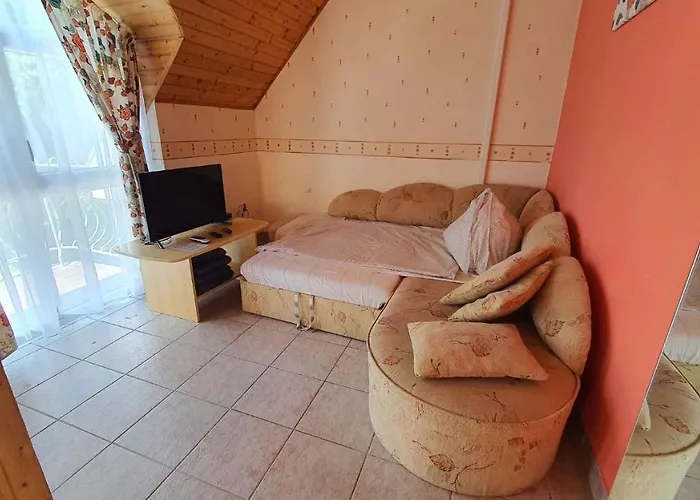 דירה Two-bedroom Near 3 *